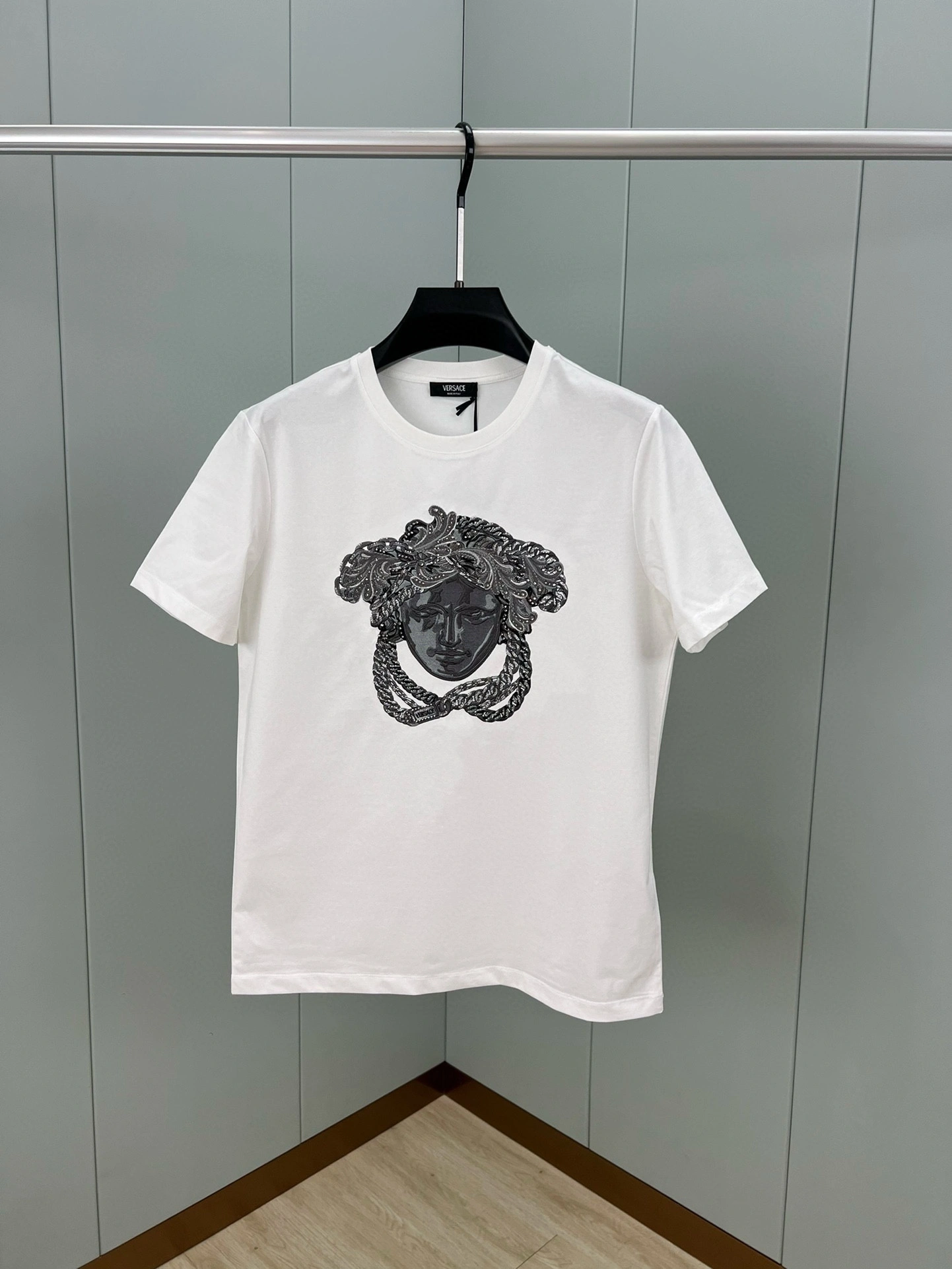 wg.luxury- V5rs135 embroidery 2Colour item:E-F409A0405-2